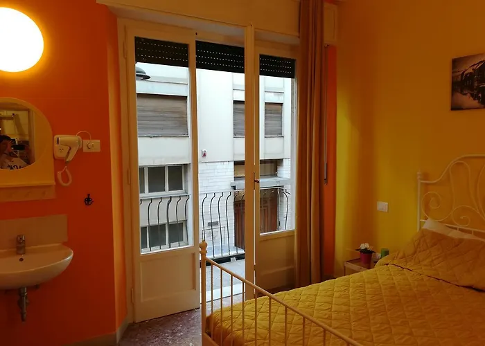 Train Station Hostel Pisa